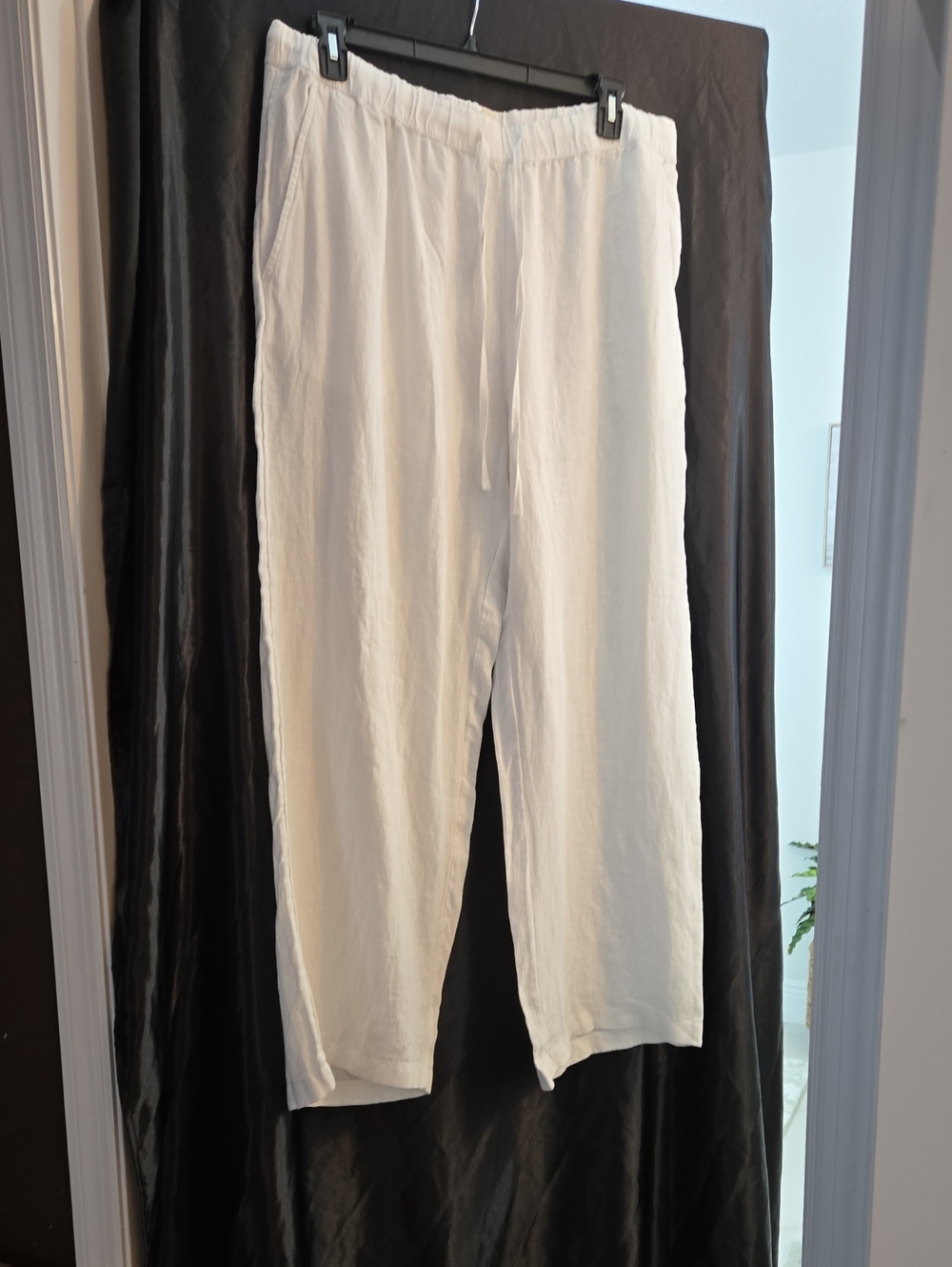 Caslon Straight Leg Drawstring Pants in White